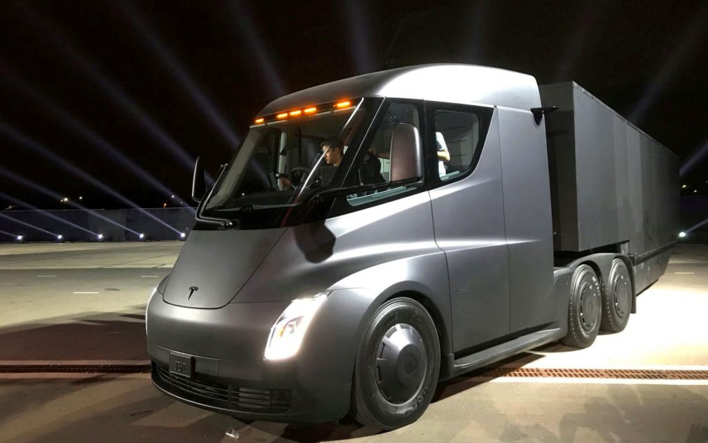 Tesla truck Semi run test