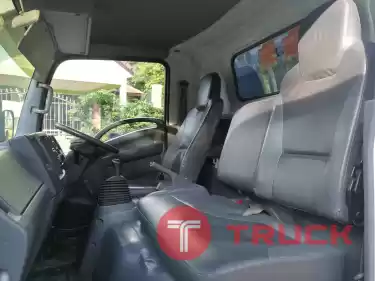 ขายหกล้อคอก ISUZU NPR 150 แรงม้า ปี 57 โทร 081-3739793 หรือ 092-2757712