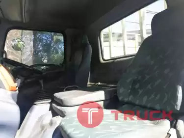 ขายหกล้อคอก HINO MEGA FG 144 แรงม้า ปี 48 โทร 081-3739793 หรือ 092-2757712