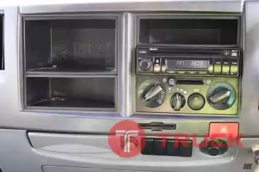 ขายหกล้อตู้สิบบาน ISUZU FTR 240 แรงม้า ปี 57 โทร 081-3739793 หรือ 092-2757712