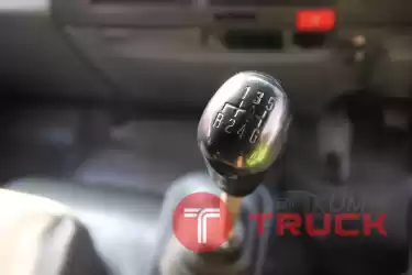 ขายหกล้อตู้สิบบาน ISUZU FTR 240 แรงม้า ปี 57 โทร 081-3739793 หรือ 092-2757712