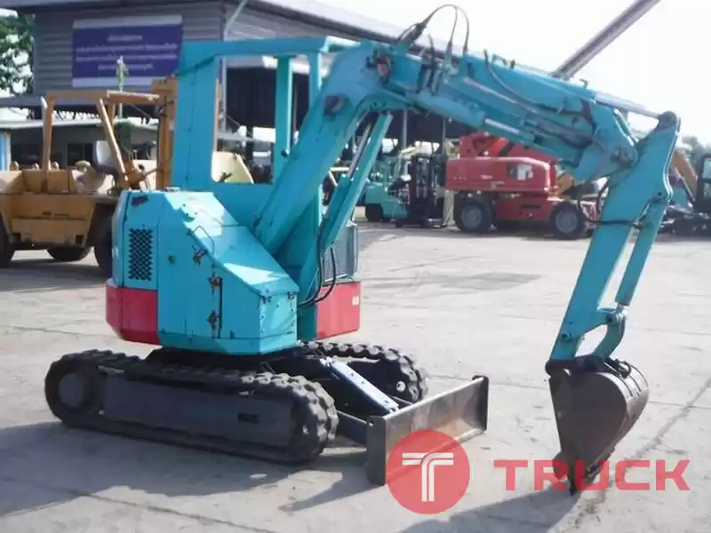 ขาย KOMATSU PC30 MR หังเก๋ง บุ้งกี๋ เก่านอก 089-8531812 086-9229982