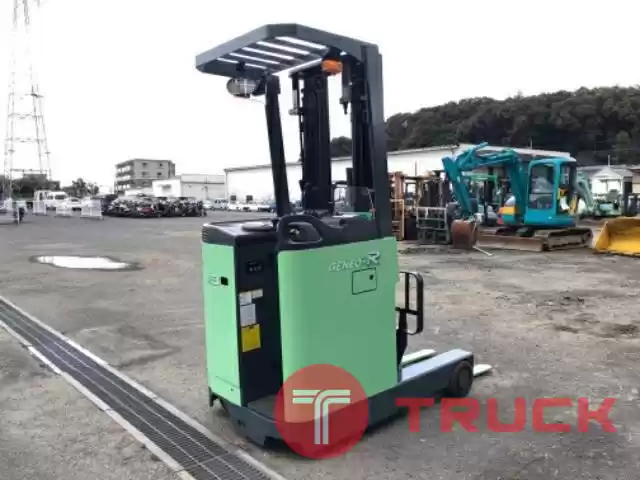 ขายฟอร์คลิฟท์ TOYOTA รถไฟฟ้ายืนขับ รุ่น 7FBRK13 รถปี 2015 ยกสูง 3.5 เมตร รถมือสองสภาพดี นำเข้าจากญี่ปุ่น