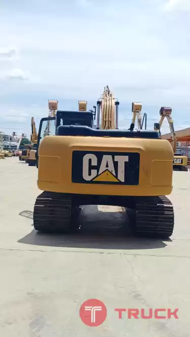 ขายรถขุด CAT 320D2 GC พร้อมใช้งาน