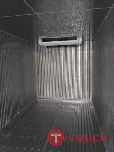 รถตู้เย็นบรรทุกของแช่แข็ง -18 องศา 15 ตัน ดาวน์ 98,000 โทร 086-3516797 ไกรสร