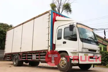 หกล้อตู้สามบาน ISUZU FTR 200 แรงม้า ปี 50 โทร 081-3739793 หรือ 092-2757712 ค่ะ