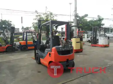 ขายฟอร์คลิฟท์ TOYOTA รุ่น 8FGL10 ขนาด 1 ตัน เสายกสูง 3.7 เมตร รถมือสองสภาพดี ราคาไม่แพง