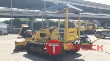 Komatsu D21P นำเข้าจากญี่ปุ่น สภาพพร้อมใช้งาน โทร 089-0080077,089-0050007,086-0044333,065-8844400 www.sangenjp.com www.nmc99.com