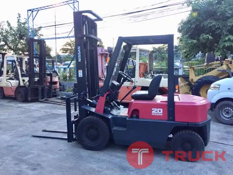 ขายฟอร์คลิฟท์ NISSAN รุ่น PJ02M20 ขนาด 2 ตัน เสายกสูง 4 เมตร เครื่องเบนซิน รถสภาพดี ราคาไม่แพง