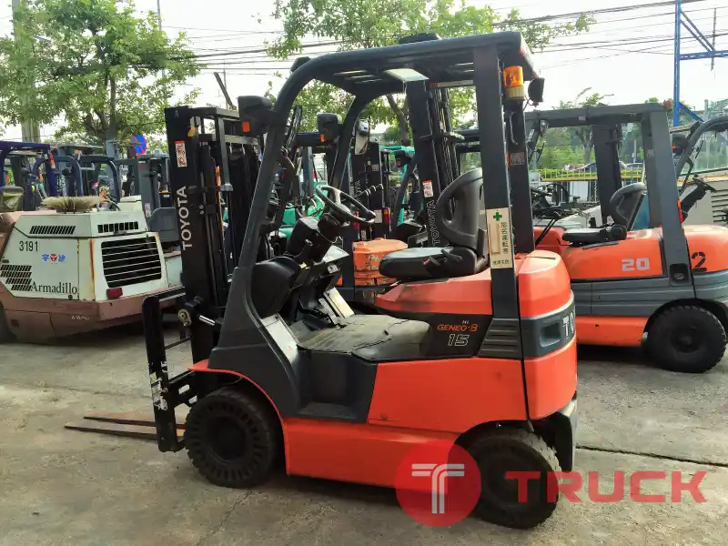 ขายฟอร์คลิฟท์ TOYOTA รุ่น 7FBH15 รถไฟฟ้า ขนาด 1.5 ตัน เสายกสูง 3 เมตร รถสภาพดี ราคาไม่แพง