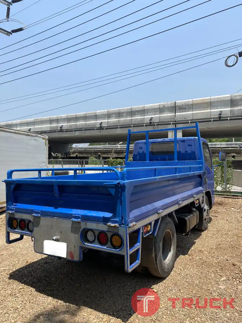 ขายรถหกล้อ Mitsubishi Canter 100แรง สีน้ำเงิน สภาพสวยพร้อมใช้ ขายรถหกล้อ Mitsubishi Canter 100แรง สีน้ำเงิน สภาพสวยพร้อมใช้