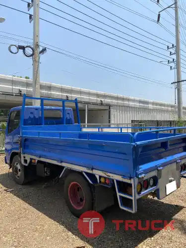 ขายรถหกล้อ Mitsubishi Canter 100แรง สีน้ำเงิน สภาพสวยพร้อมใช้