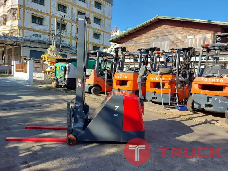 ขายรถยก NICHIYU Stacker รุ่น FBD7-70-150 ยกสูง 1.5 เมตร รถนำเข้าจากญี่ปุ่นสภาพดี ราคาตามสภาพ