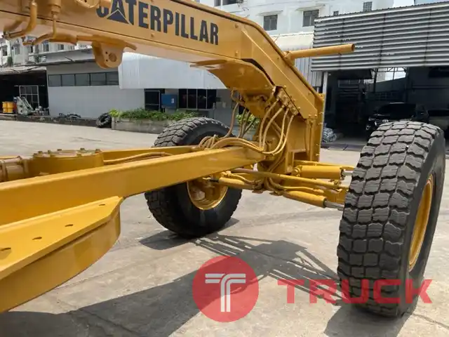 รถเกรด Cat140G-72V-16XXX ซีเรียสสูง เก่านอกแท้ ตรวจเช็คระบบเรียบร้อย รถเกรด Cat140G-72V-16XXX ซีเรียสสูง เก่านอกแท้ ตรวจเช็คระบบเรียบร้อย