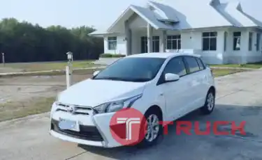 Toyota Yaris 1.2E Auto 2016