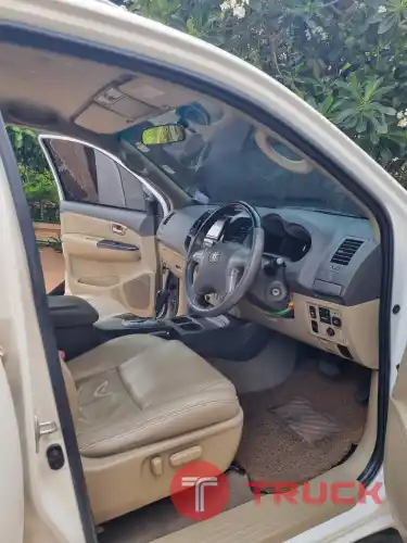 ขาย Toyota Fortuner 2.7 vvti Auto+Lpg ปี 2013 (เจ้าของขายเอง)