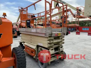 ขายรถกระเช้า JLG ขากรรไกร 3246ES สูง 9.68 เมตร มือสอง