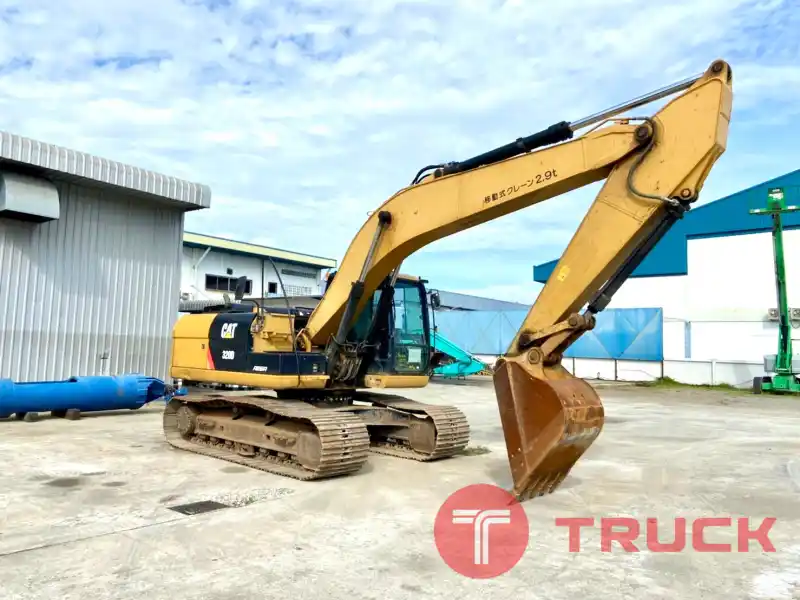 CAT 320D-E #08232 ปี2013 นำเข้าจากญี่ปุ่น โทร. 080-6565422 (หนิง)