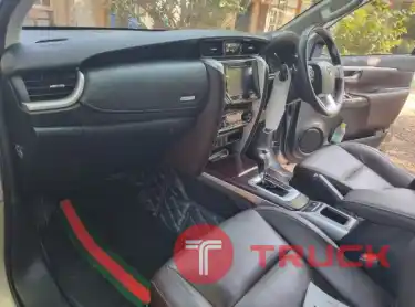 ขาย Toyota Fortuner 2.4V Navi ปี 2016