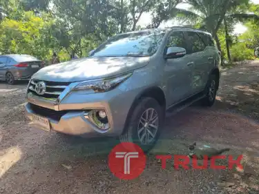 ขาย Toyota Fortuner 2.4V Navi ปี 2016