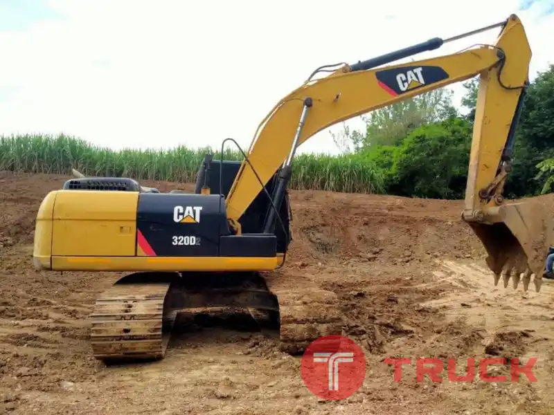 แบคโฮ 320D2