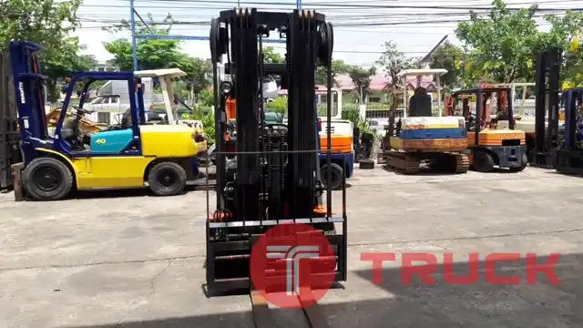 ขายฟอร์คลิฟท์ TOYOTA รุ่น 7FGCU32 ขนาด 3 ตัน เสายกสูง 7 เมตร พร้อมงานสไลด์ สเปกหายาก สภาพดี