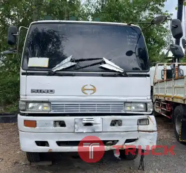 สิบล้อ หัวลาก 2 เพลา 465,000 บาท HINO FM2KKMA-240 แรง จดทะเบียนครั้งแรก ปี 54 หัวบางเดิม ภายในพอใช้ แชสชีสวย ยางดี เครื่อง K13D-240 แรง