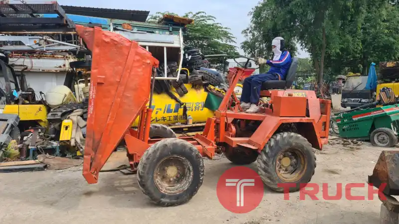 ขาย รถดั๊มเปอร์ รถขนปูน รถเทปูน 4WD เครื่องด๊อยซ์ 3สูบ ดีเซล เอวอ่อน กระบะ 153x185x70cm เก่าญี่ปุ่น