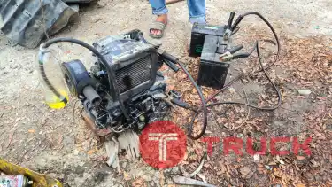 ขาย เครื่องยนต์ดีเซล 2 สูบ ขนาด 10 แรง ยี่ห้อ yanmar มีหม้อน้ำในตัว เก่าญี่ปุ่น ราคา 12,000 บาท