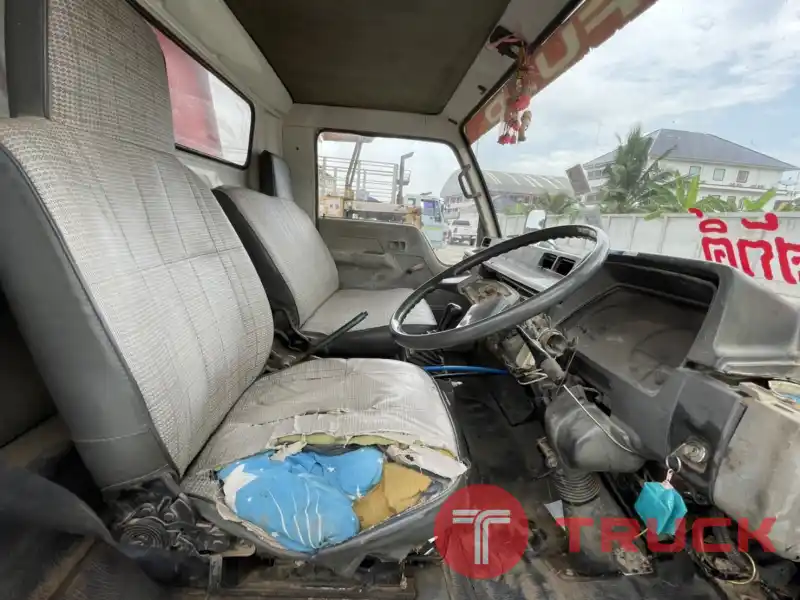หกล้อดั้ม 5 คิว 285,000 บาท MITSUBISHI CANTER 115 แรง เครื่อง 4D34-115