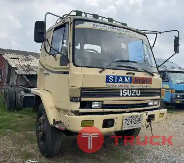 สิบล้อหัวแซสซี 1 เพลา 299,000 บาท ISUZU ROCKY 175 แรง เครื่อง 6BG1-175