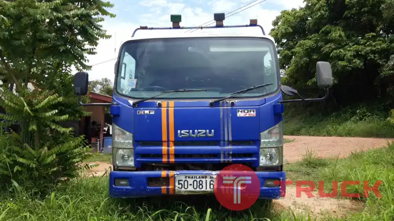 รถยนต์บรรทุก6ล้อดั้ม