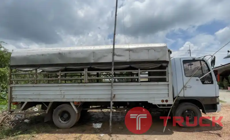 รถ 6 ล้อโดยสาร 365,000 บาท HINO FC4J-145 แรง ปี 41 กระบะพื้นสแตนเลส ยาว 5.5 ม เครื่อง 4 สูบ JO5C-145 แรง