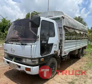 รถ 6 ล้อโดยสาร 365,000 บาท HINO FC4J-145 แรง ปี 41 กระบะพื้นสแตนเลส ยาว 5.5 ม เครื่อง 4 สูบ JO5C-145 แรง