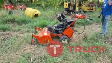 ขาย รถตัดหญ้า ใบวาย Y เดินตาม ยี่ห้อ kubota เครื่องเบนซิน ใบกว้าง 85 cm เก่าญี่ปุ่น ระบบใช้งานได้ดี