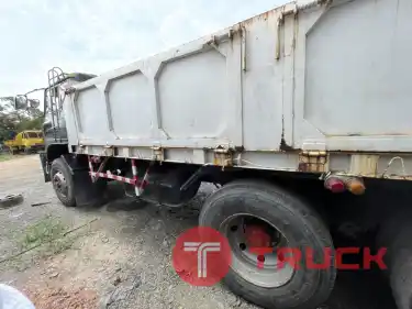 รถสิบล้อ 1 เพลา ไม่ดั้ม 399,000 บาท HINO FM187LA-220 แรง มีระบบลากจูง หัวบางเดิม ภายในสวยครบ ยางดีแคชซีสวย ช่วงล่าง ZM 10 น็อต