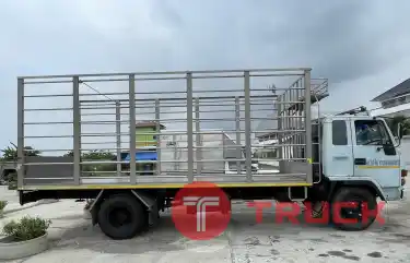 รถ 6 ล้อ คอกยาว 6.5 ม. 355,000 บาท ISUZU FTR11LY-165 แรง พื้นปูเลส สูง 2.48 ม. กว้าง 2.5 ม.