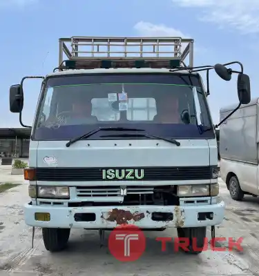 รถ 6 ล้อ คอกยาว 6.5 ม. 355,000 บาท ISUZU FTR11LY-165 แรง พื้นปูเลส สูง 2.48 ม. กว้าง 2.5 ม.