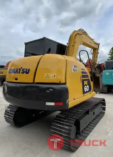 แบคโฮนำเข้ามา ยังไม่เคยใช้งานในไทย 635,000 มีไลน์หัวเจาะ KOMATSU PC60 รุ่น 8 นำเข้าปี 2022 ทำงาน 4,000