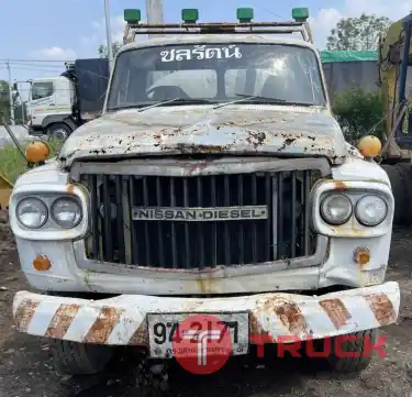 รถน้ำหกล้อ 265,000 ขายตามสภาพ NISSAN UG780 160 แรง เครื่อง ND6-160 บรรจุน้ำ 6,000 ลิตร ถังดี คัซซีสวย