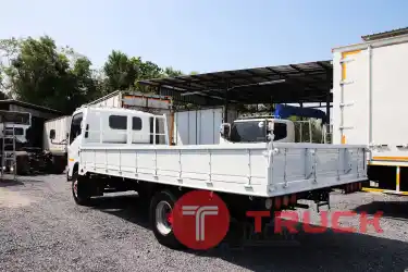 KUM คอร์เปร์เรชั่น จำกัด ISUZU NPR 6ล้อกระบะ เพลาเดียว ปี2557