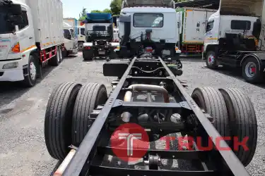 KUM คอร์เปร์เรชั่น จำกัด(สำนักงานใหญ่) ISUZU FTRหกล้อหัวคัซซีเพลาเดียว ปี 2551