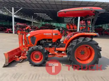 มาแล้วจ้ารถไถ คูโบต้ารุ่น L4018+ใบดันดินหน้า+ผาน 1 ตัว ดาวน์ 45,000 บาท สนใจโทรเลยจ้า 089-0111624 เฮียเลี้ยงจ้า สอบถาม หรือสามารถมาดูที่ร้านเราได้จ้า สนใจสามารถมาดูมาลองขับให้เต็มที่ไม่ซื้อไม่เป็นไรมีลานปูนเท่าสนามบอลให้ลองขับทุกคัน