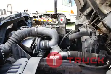 KUM คอร์เปร์เรชั่น จำกัด(สำนักงานใหญ่) HINO VICTOR500 รถ 6ล้อ ตู้10บาน ปี2560