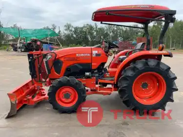 มาแล้วจ้ารถไถ คูโบต้ารุ่น L4018+ใบดันดินหน้า+ผาน 1 ตัว ดาวน์ 55,000 บาท สนใจโทรเลยจ้า 089-0111624 เฮียเลี้ยงจ้า สอบถาม หรือสามารถมาดูที่ร้านเราได้จ้า สนใจสามารถมาดูมาลองขับให้เต็มที่ไม่ซื้อไม่เป็นไรมีลานปูนเท่าสนามบอลให้ลองขับทุกคัน