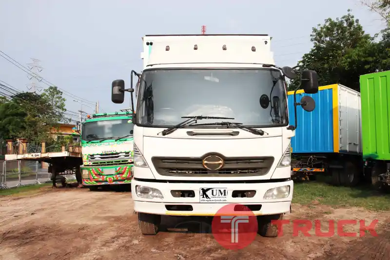 KUM คอร์เปร์เรชั่น จำกัด HINO รถ 6 ล้อ ตู้ 10 บาน เพลาเดียว ปี 2551