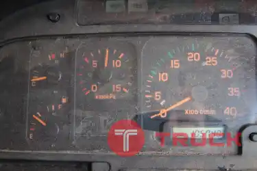 Kum เคยูเอ็ม คอร์เปร์เรชั่น จำกีด ISUZU FTR รถ10ล้อ ตู้10บาย ปี2547