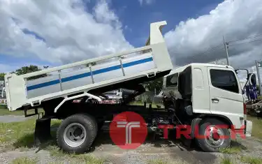 หกล้อดั้ม 5 คิว 955,000 บาท HINO MEGA 212 แรงปี49 กระบะยาว 3.6 m กว้าง 2.4 m สูง 60 Cm