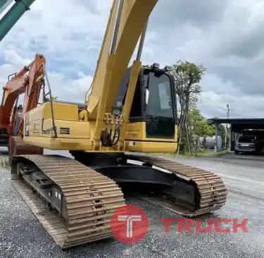 แบคโฮบูมยาวแท้ ๆ จาก มือเดียว จากศูนย์ KOMATSU PC200-8MO LC ราคาเพียง 1,990,000 บาท 11,400 ชั่วโมง สภาพดีพร้อมใช้งาน