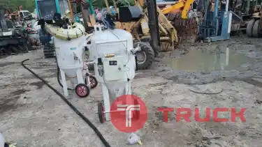 ขาย ถังพ่นทราย ยิงทราย ของใหม่นำเข้า sand blaster พร้อมสาย 18 ม เส้นผ่าศูนย์กลาง 1.5นิ้ว พร้อมหัวพ่น